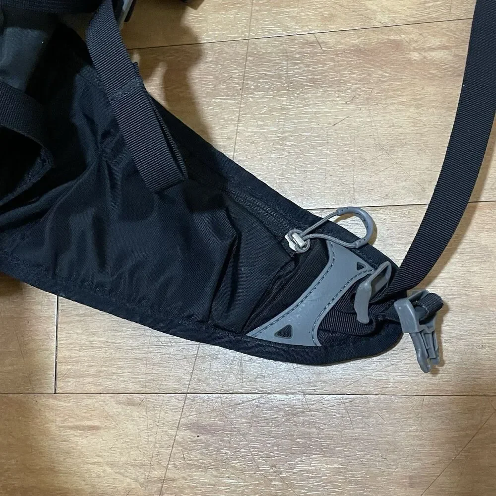 Osprey Siskin 12 Gray Cycling Hydration Backpack No Bladder/Tube